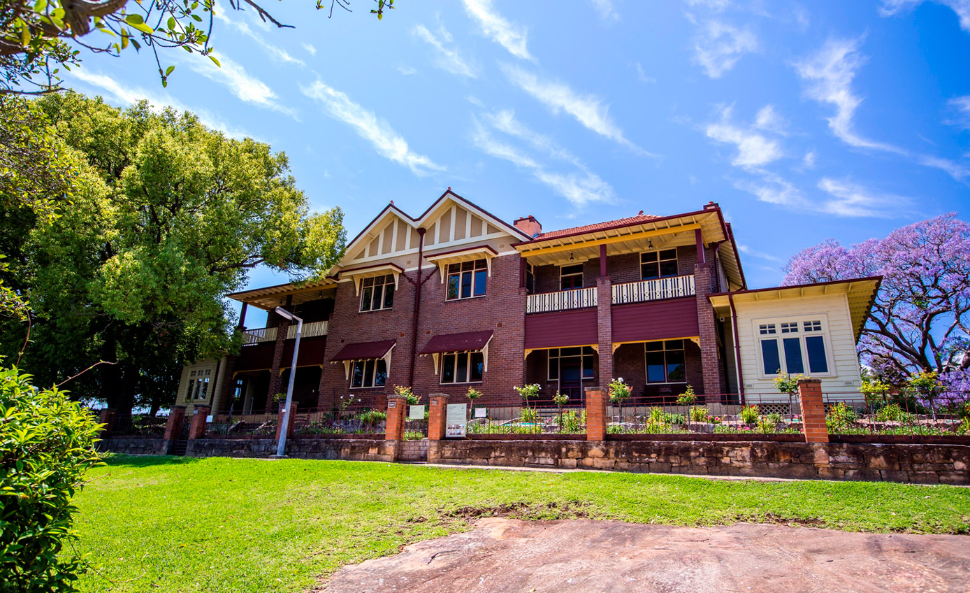 Home-Page_Gallery_CI-Heritage-House_01.jpg