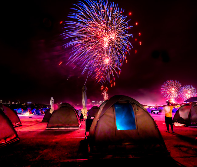 New Years Eve Accommodation Camping Fireworks Sydney Harbour 650X550